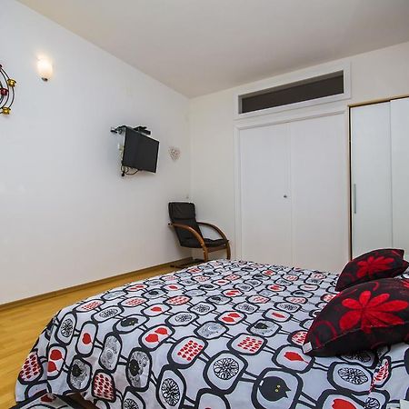 Apartments Daria โรวีน ภายนอก รูปภาพ