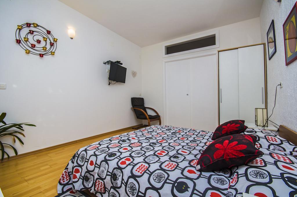 Apartments Daria โรวีน ภายนอก รูปภาพ