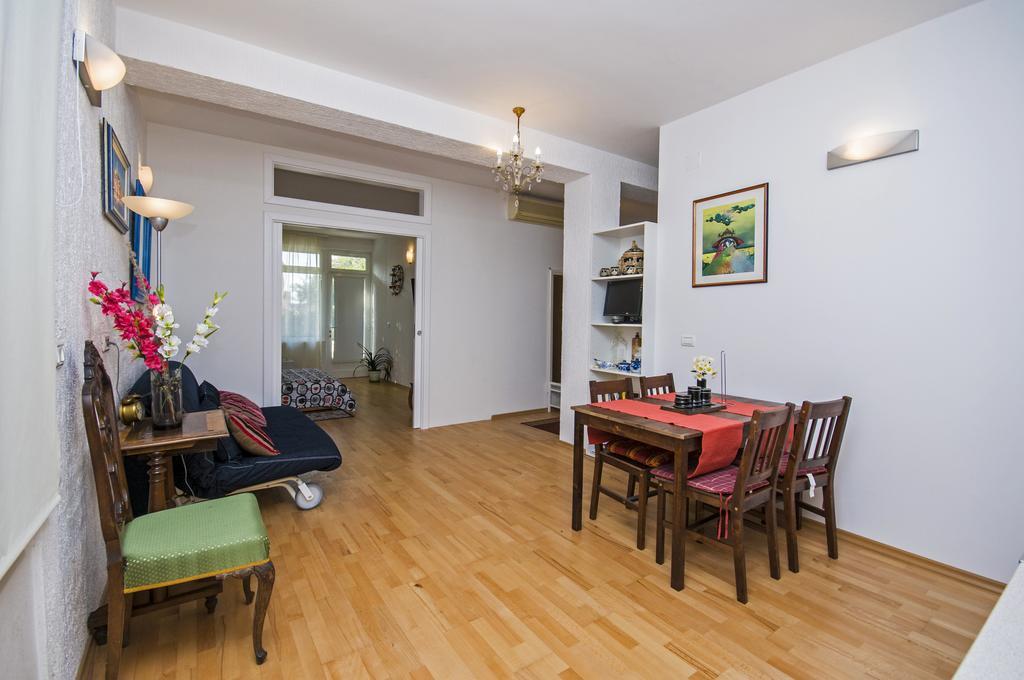 Apartments Daria โรวีน ภายนอก รูปภาพ